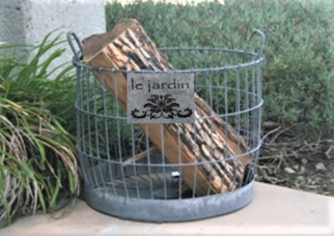 GRAY ZINC EMBOSSED ROUND FRENCH WIRE BASKET