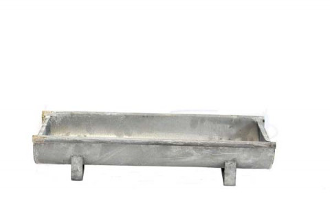 LARGE GRAY ZINC TRAY/PLANTER WITH LEGS