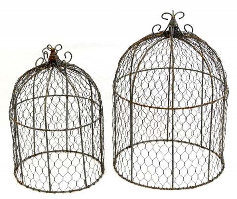 RUSTY ZINC CHICKEN WIRE GARDEN DOME IN SET OF 2