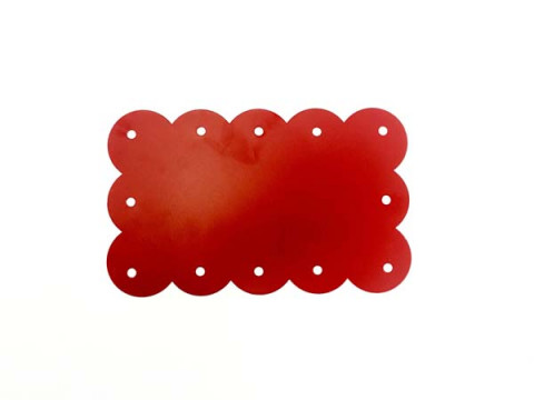 RED SCALLOPED MESSAGE BOARD