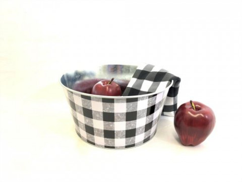 BLACK & WHTIE PLAID GLAV. CONTAINER