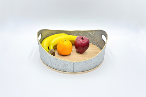 ROUND WHEATHERED LOOK METAL AND WOOD TRAY W/HANDLES
