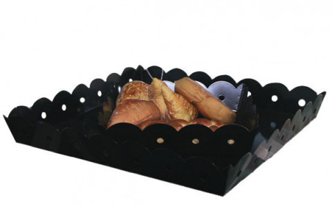 BLACK ENAMEL SCALLOPED SQUARE TRAY S/2 L:2 1/2"X14" SM 2"X9"