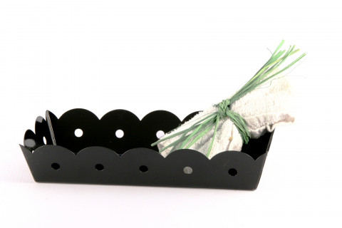 RECT. BLACK SCALLOPED  TRAY
