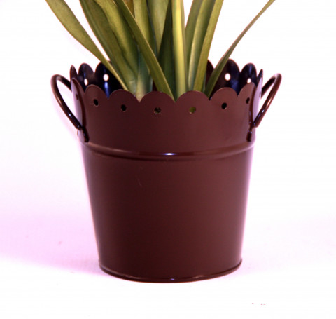 BROWN LARGE ENAMEL SCALLOP PAIL    8.25"HX8"W